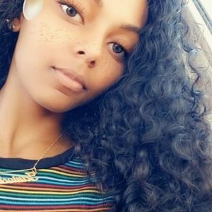 Meet your Posher, Taniesha